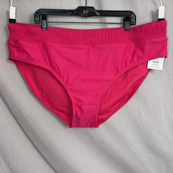 'Summer Fuchsia' Smocked Bikini Swim Bottoms 3X (24W-26W)-NWT - Time and Tru - Picture 3 of 16